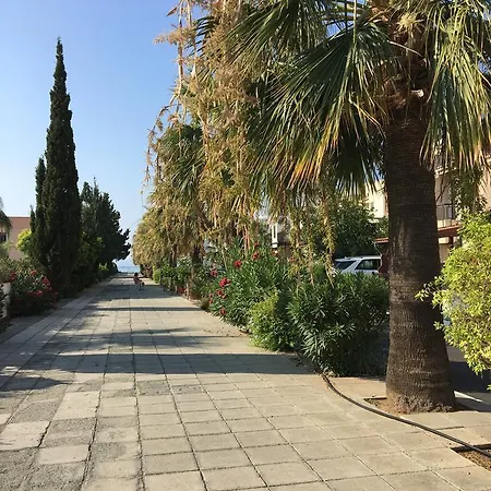 Kermia Beach Bungalow 3