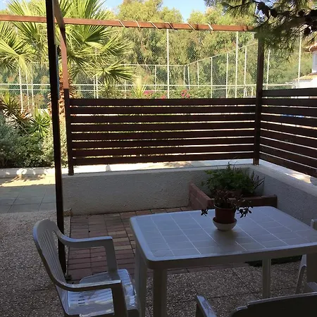 Kermia Beach Bungalow 3 *